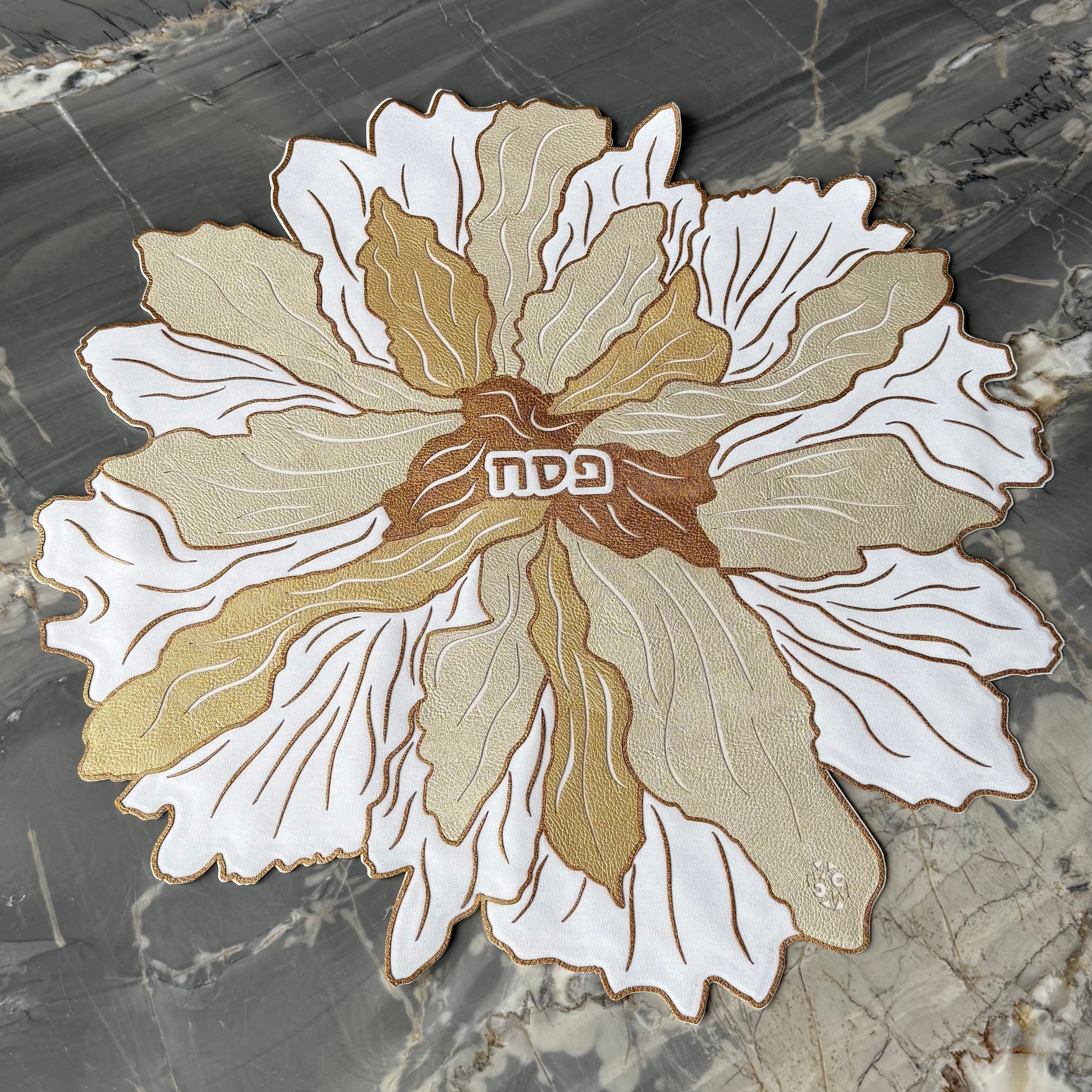 Soft Peony - Cobertor Pesaj 3 divisiones